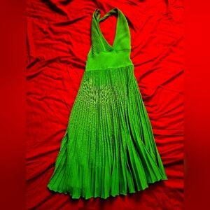 BENR Elegant Green Halter Dress